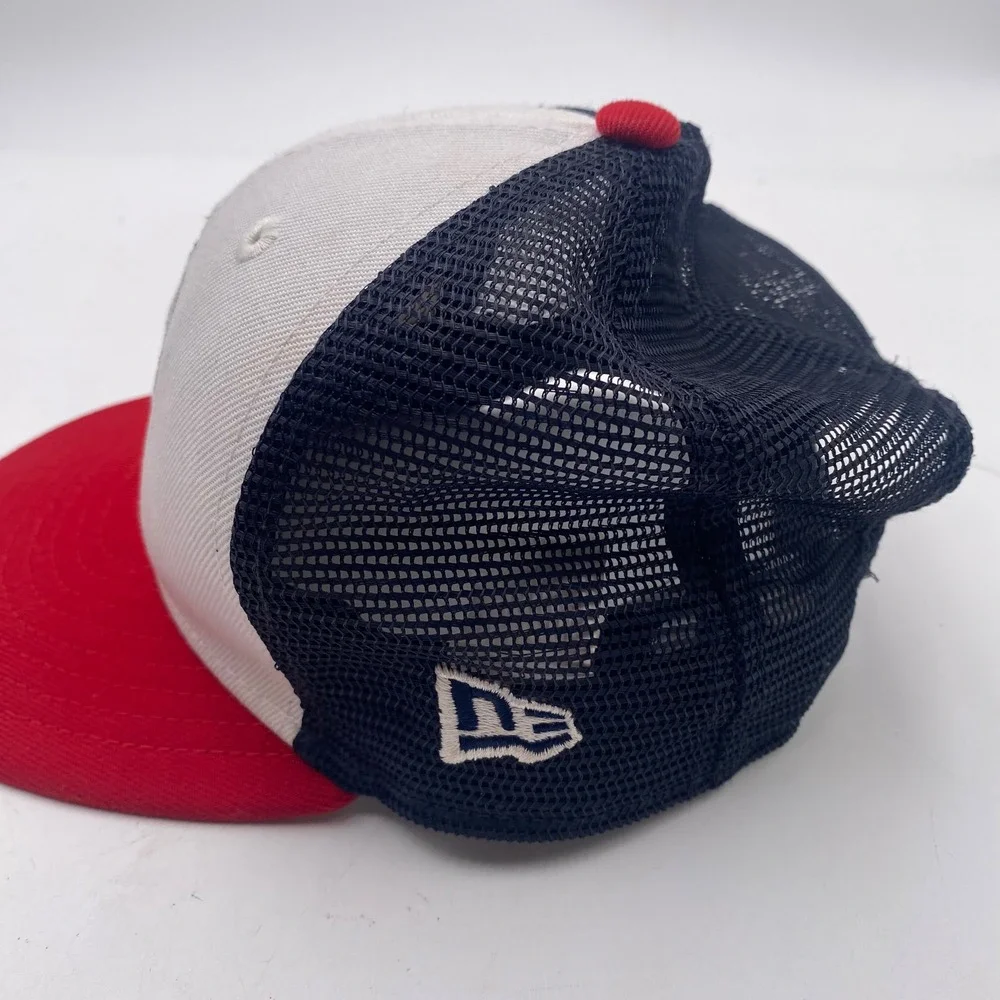 ATLANTA BRAVES New Era 9FIFTY Blooper Mascot Trucker Hat Youth White Navy Red